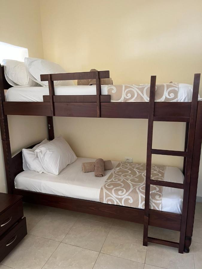 Bluemoon Suites Sarandë Eksteriør billede