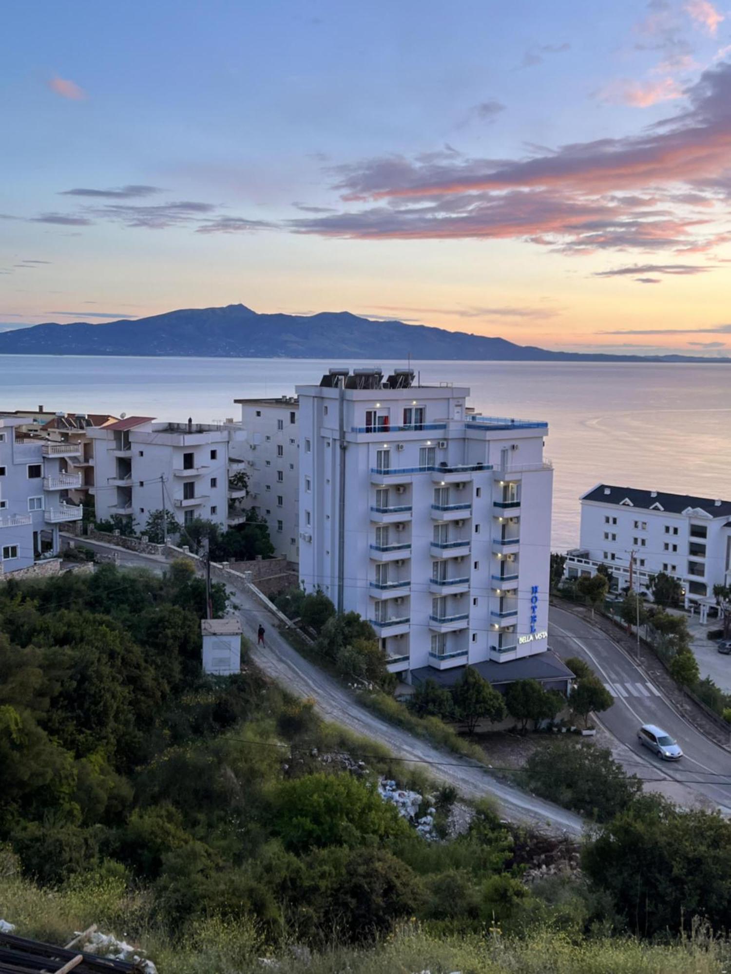 Bluemoon Suites Sarandë Eksteriør billede