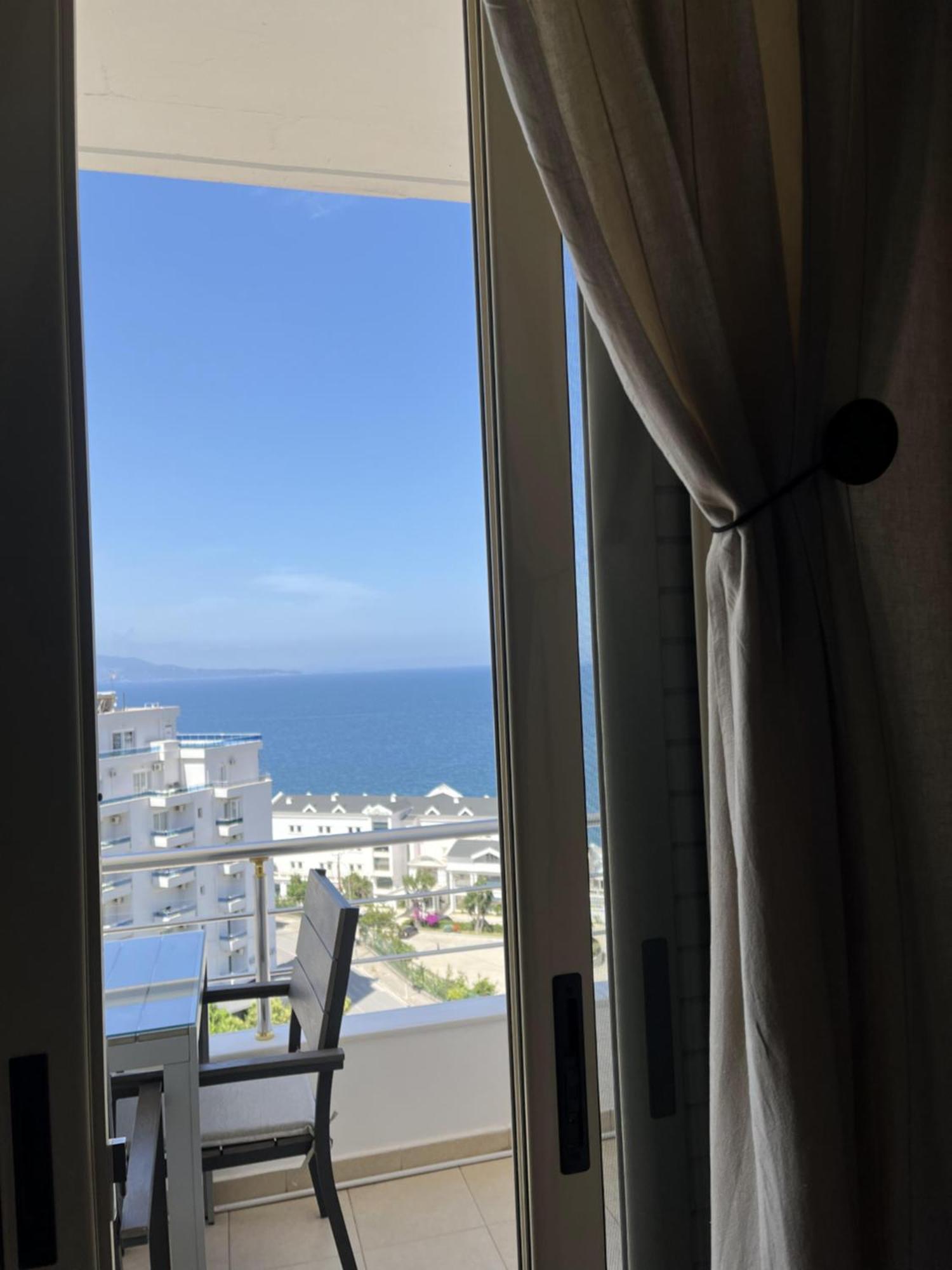 Bluemoon Suites Sarandë Eksteriør billede