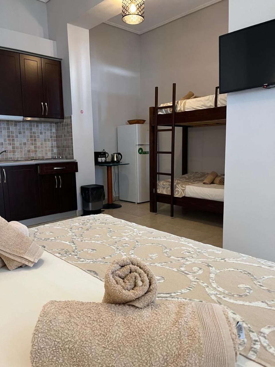 Bluemoon Suites Sarandë Eksteriør billede