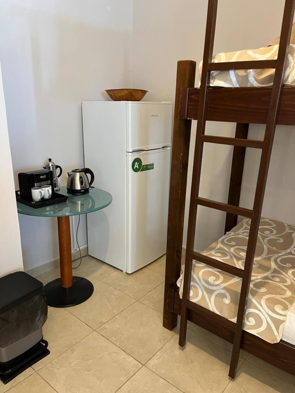 Bluemoon Suites Sarandë Eksteriør billede